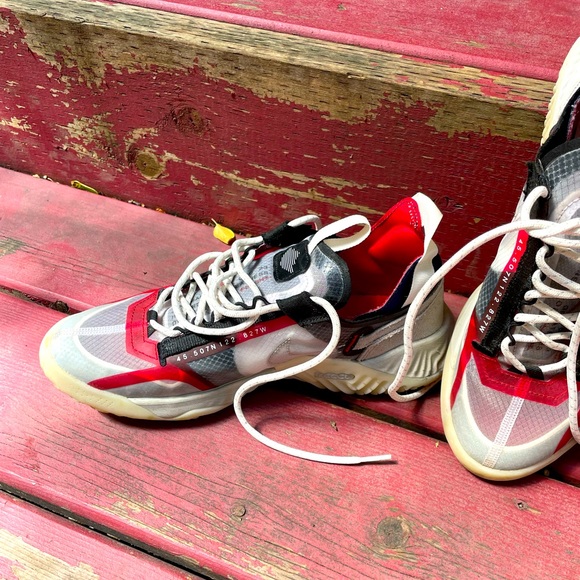 Jordan Delta Breathe 'Clear Medium Grey - Picture 6 of 6